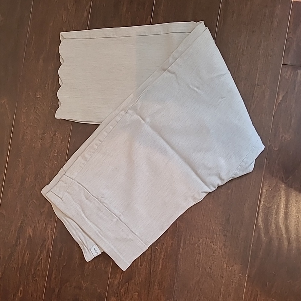 Women's Van Heusen crop pants